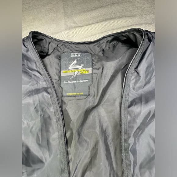 Get Stung Scorpion EXO Leather Motorcycle Riding jacket - Picture 14 of 15